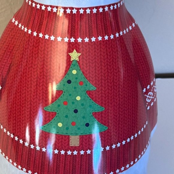 The Silver Crane Christmas Polar Bear Shaped Tin Canister Collectable Gift Packa - Picture 11 of 13